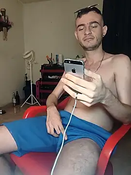 Snapshot of bigcockwhite777 chatting on 10-29-25, 12:46 bigcockwhite777 online show from 10-29-25, 12:46