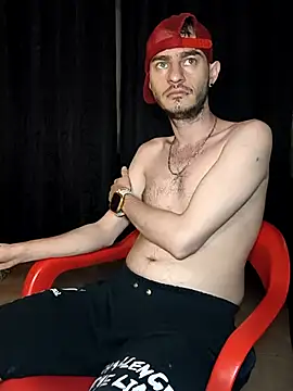 Snapshot of bigcockwhite777 chatting on 11-06-25, 03:40 bigcockwhite777 online show from 11-06-25, 03:40