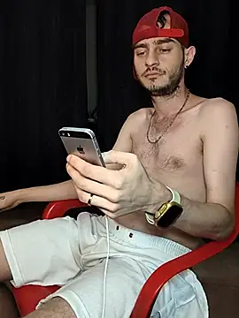 Snapshot of bigcockwhite777 chatting on 11-08-25, 03:50 bigcockwhite777 online show from 11-08-25, 03:50