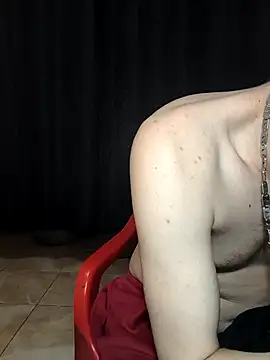 Snapshot of bigcockwhite777 chatting on 12-20-25, 04:08 bigcockwhite777 online show from 12-20-25, 04:08