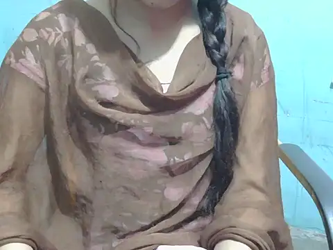 lovely soniya online show from 10-18-25, 04:15