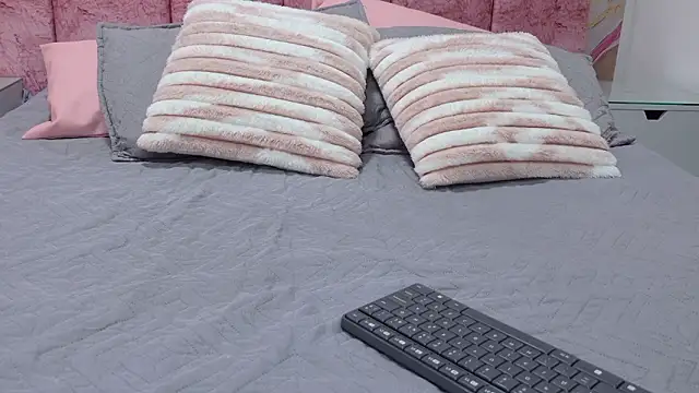 emmacurvy online show from 03-26-26, 03:12