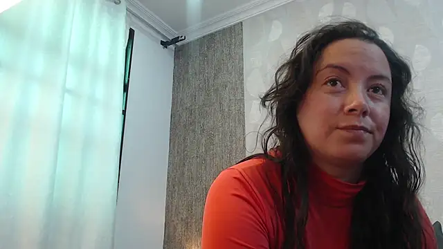 Snapshot of elamurray chatting on 09-23-25, 11:13 elamurray online show from 09-23-25, 11:13