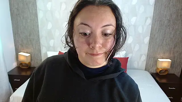 Snapshot of elamurray chatting on 11-13-25, 11:20 elamurray online show from 11-13-25, 11:20