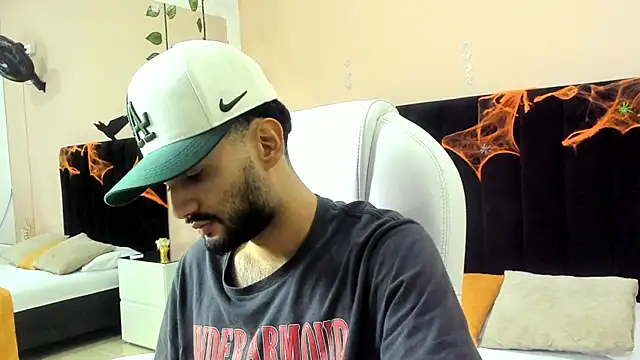 Ryan Jackson  online show from 10-08-25, 05:16