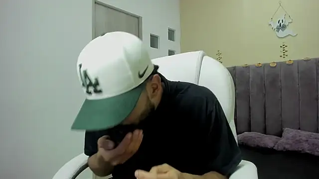 Ryan Jackson  online show from 10-27-25, 10:47