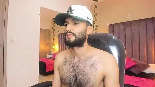 Ryan Jackson  online show from 11-04-25, 04:22