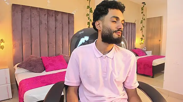 Ryan Jackson  online show from 11-23-25, 05:07