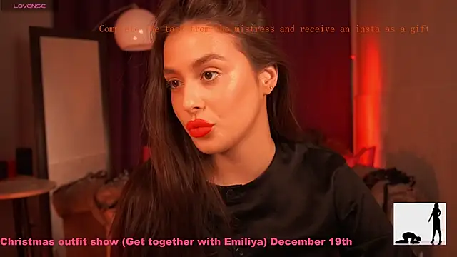 EmiliyaRoude online show from 12-19-25, 01:18