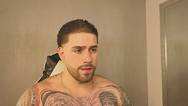 Snapshot of Ades_Lowe chatting on 11-08-25, 05:56 Ades Lowe online show from 11-08-25, 05:56