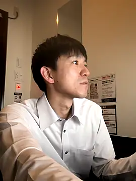 yuma0815 online show from 11-02-25, 04:37