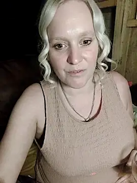 Snapshot of Bouncy-Bella28X chatting on 09-13-25, 09:47 Bouncy-Bella28X online show from 09-13-25, 09:47