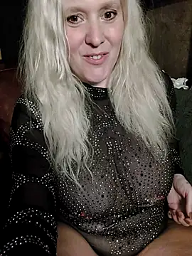 Snapshot of Bouncy-Bella28X chatting on 09-22-25, 09:39 Bouncy-Bella28X online show from 09-22-25, 09:39