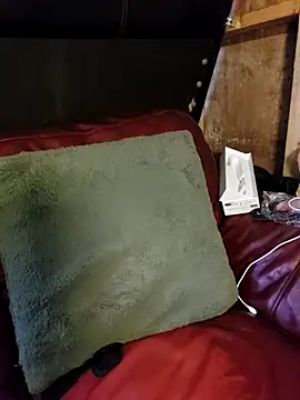 Snapshot of Bouncy-Bella28X chatting on 09-29-25, 11:37 Bouncy-Bella28X online show from 09-29-25, 11:37