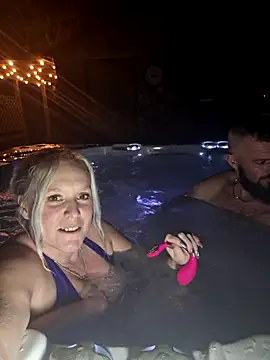 Bouncy-Bella28X online show from 03-27-26, 08:19