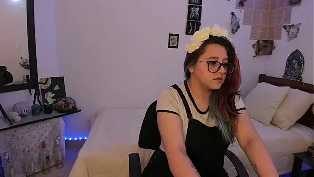 Cherry blush  online show from 10-20-25, 09:37