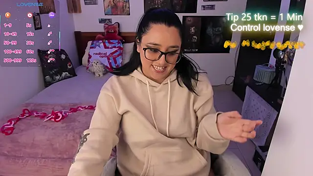 Cherry blush  online show from 02-02-26, 11:14