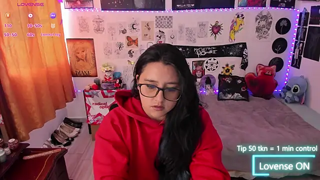 Snapshot of Cherry_blush_ chatting on 05-01-26, 09:19 Cherry blush online show from 05-01-26, 09:19