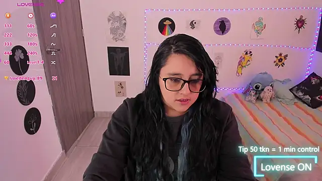Snapshot of Cherry_blush_ chatting on 06-13-26, 09:57 Cherry blush online show from 06-13-26, 09:57