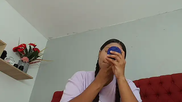 Snapshot of keyla_mejia chatting on 05-04-26, 12:01 keyla mejia online show from 05-04-26, 12:01