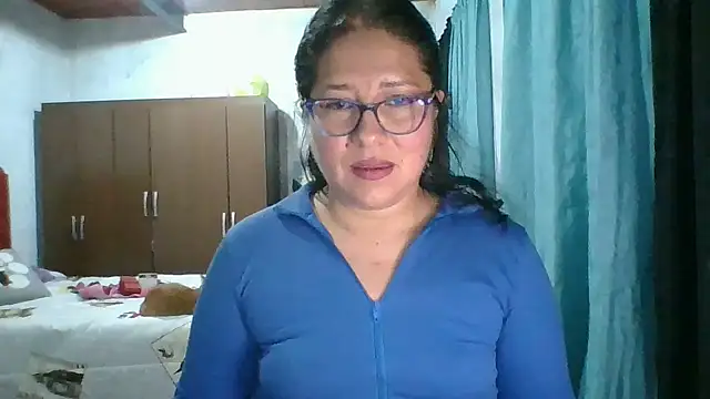 scarlett widow  online show from 09-24-25, 02:48