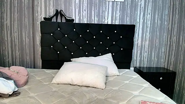 Alicee Moonn online show from 12-05-25, 07:43