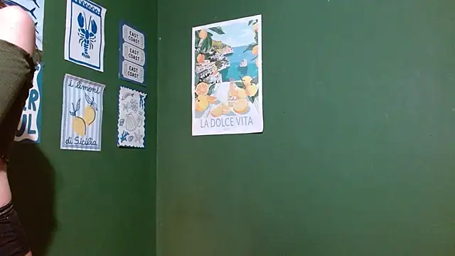 Roxiehood online show from 02-03-26, 02:21