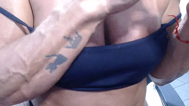 Stronggsexy online show from 02-02-26, 01:37