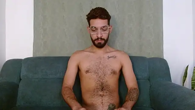 ReyPablo1 online show from 09-11-25, 09:04