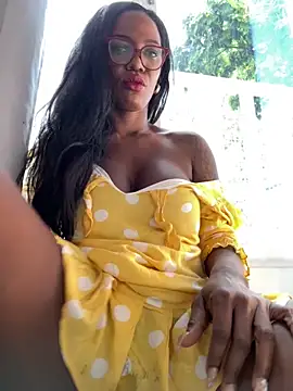 Bustykeyla online show from 10-13-25, 04:29