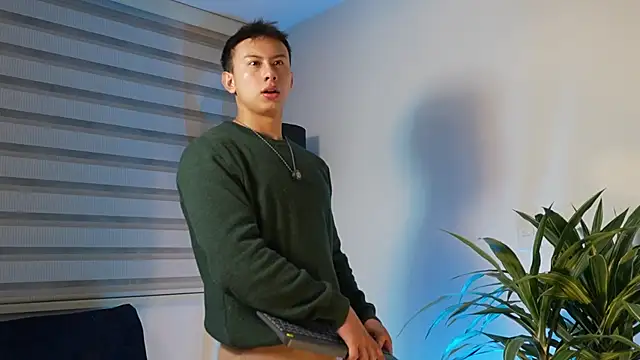 Snapshot of DeusbelliS chatting on 09-13-25, 07:19 DeusbelliS online show from 09-13-25, 07:19