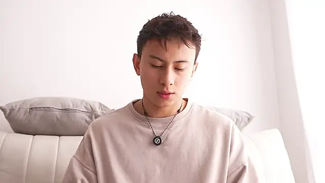 Snapshot of DeusbelliS chatting on 09-27-25, 02:55 DeusbelliS online show from 09-27-25, 02:55