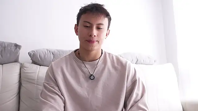 Snapshot of DeusbelliS chatting on 09-29-25, 06:24 DeusbelliS online show from 09-29-25, 06:24