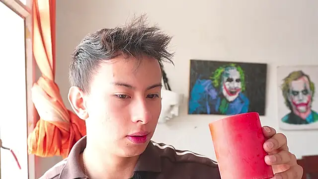 Snapshot of DeusbelliS chatting on 10-07-25, 03:53 DeusbelliS online show from 10-07-25, 03:53