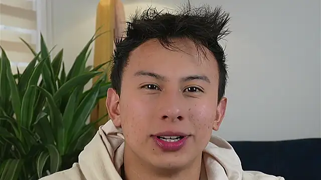 Snapshot of DeusbelliS chatting on 10-12-25, 08:30 DeusbelliS online show from 10-12-25, 08:30