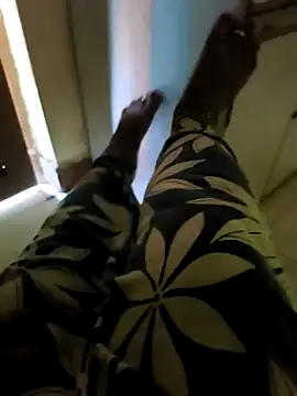 Villageanuty online show from 11-29-25, 06:16