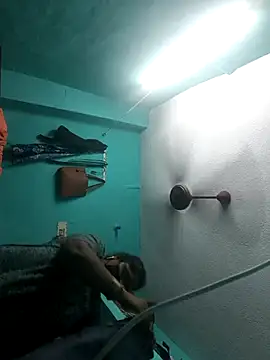 Villageanuty online show from 01-17-26, 03:44