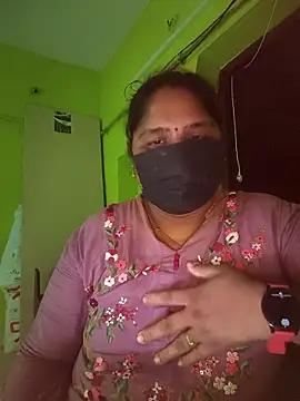 Villageanuty online show from 05-18-26, 10:43
