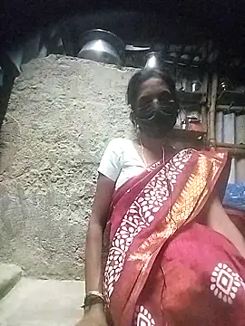 Tamilauntyhot online show from 11-17-25, 01:06