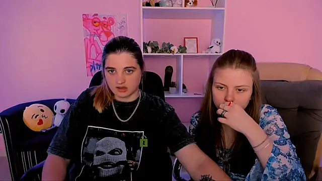 Snapshot of inga_gree chatting on 09-19-25, 07:25 inga gree online show from 09-19-25, 07:25