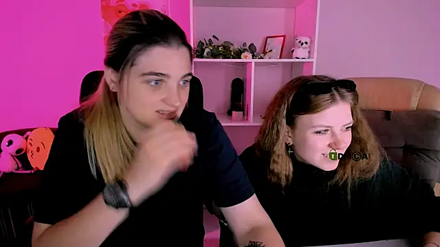 Snapshot of inga_gree chatting on 10-02-25, 07:43 inga gree online show from 10-02-25, 07:43