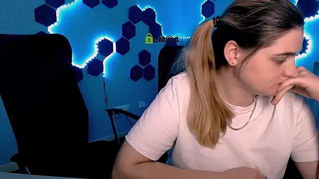 Snapshot of inga_gree chatting on 11-28-25, 09:56 inga gree online show from 11-28-25, 09:56