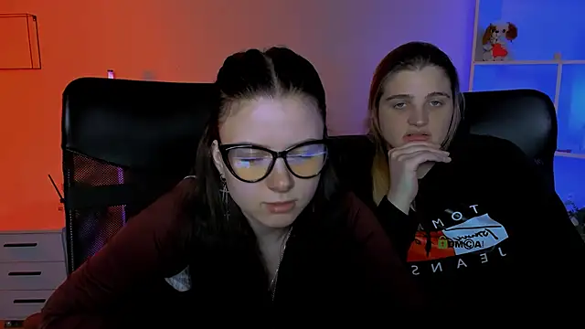 Snapshot of inga_gree chatting on 12-14-25, 11:20 inga gree online show from 12-14-25, 11:20