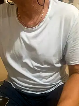 Unique X perience online show from 09-17-25, 03:19