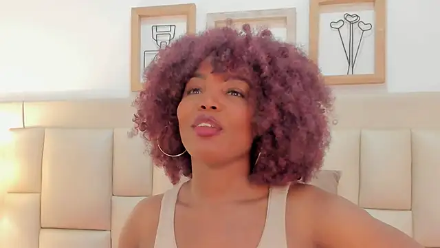 dakhota    online show from 10-25-25, 04:35