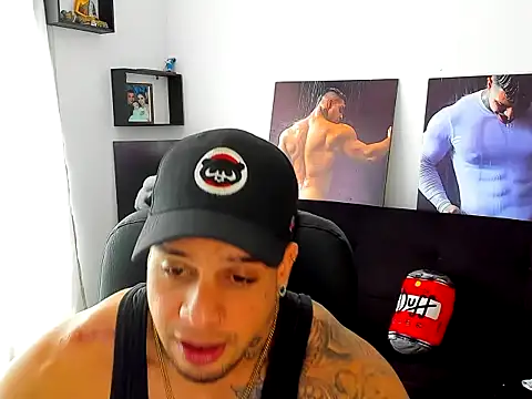 Snapshot of Marck_Mathews chatting on 12-02-25, 03:07 Marck Mathews online show from 12-02-25, 03:07