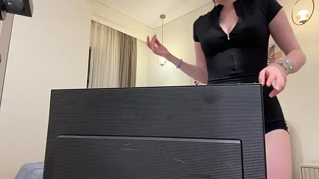 Kelly Berry   online show from 05-03-26, 05:19