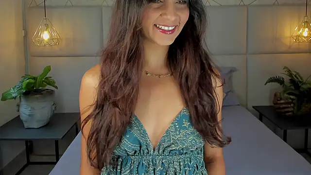 Snapshot of SamayRyann chatting on 06-08-26, 01:33 SamayRyann online show from 06-08-26, 01:33