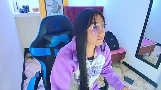 Snapshot of miaa_scott7 chatting on 10-02-25, 12:56 miaa scott7 online show from 10-02-25, 12:56