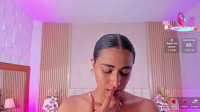 ZOEBARLOWE online show from 09-25-25, 03:10